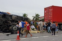 "Điểm đen" tai nạn giao thông quốc lộ 5: Sẽ nhanh xây cầu vượt