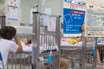 Bê bối: BV Nhi TW nghi cho trẻ uống thuốc hết hạn, Xanh Pôn gian lận xét nghiệm về đâu?