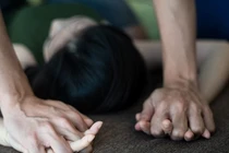 Quảng Ninh: Phát hiện xác cô gái trong nhà nghỉ, bắt nghi phạm tức thì