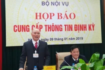 Bộ Nội vụ nói gì việc xe biển xanh đón người nhà Bộ trưởng Công Thương?