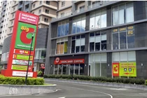 Big C dừng nhập hàng may mặc Việt: 'Bom hiểm' chực chờ Central Group?