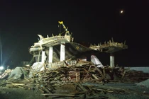 Hiện trường vụ sập giàn giáo cây xăng Hải Phòng, 8 người bị thương