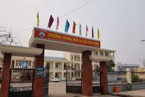 Nữ sinh cấp hai bị đánh ở QN: Tạm đình chỉ hiệu trưởng và giáo viên chủ nhiệm