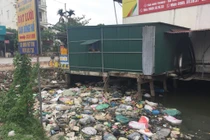 Hàng loạt công trình lấn chiếm dòng kênh: Chủ tịch huyện Ninh Giang “lực bất tòng tâm“?