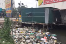 Hàng loạt công trình lấn chiếm dòng kênh: Chủ tịch huyện Ninh Giang “lực bất tòng tâm“?