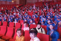 Vì sao 600 người Trung Quốc “hồn nhiên” trình diễn trang phục trái phép ở Quảng Ninh?