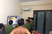 Quảng Ninh: Thanh niên vác dao chém hàng xóm có dấu hiệu "ngáo"