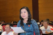 Đám cưới con đại biểu Quốc hội 4 tiệc 3 ngày: Rình rang cho ai?