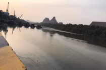 Cty Xi măng Chinfon Hải Phòng bục đường ống, dầu thải bức tử môi trường