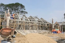 Chùa Linh Sâm xẻ đất đền Hữu trái phép ở Nghệ An: Ai chịu trách nhiệm?