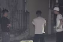 Phê ma túy, chở xác bạn nghiện bỏ ra đường rồi về nhà ngủ