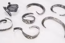 Chuyên gia dò kim loại phát hiện kho báu ngoạn mục