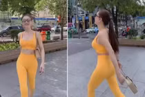 Lâm Khánh Chi U50 mặc đồ tập dạo phố, khoe vòng eo 60