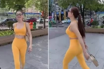 Lâm Khánh Chi U50 mặc đồ tập dạo phố, khoe vòng eo 60
