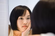 Biết bạn trai tôi giàu có đẹp trai, ai cũng khuyên cẩn thận