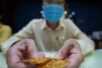 Vàng miếng SJC chạm mốc 68,8 triệu đồng