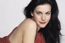 "Song Hye Kyo hết thời rồi" và bình luận ám ảnh sao hạng A