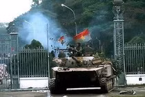 Xe tăng húc đổ cổng Dinh Độc Lập hiện được để ở đâu?