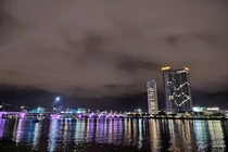 Thắp sáng trái tim: Gửi yêu thương tới “tiền tuyến” chống dịch 