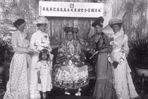 Ảnh cực hiếm của Từ Hi Thái hậu qua ống kính nhiếp ảnh gia "ruột"