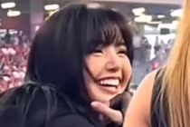 Lisa mặc áo thương hiệu Việt đi xem show Taylor Swift