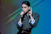 Hà Hồ dương tính với Covid-19, sức khỏe của cả gia đình thế nào?