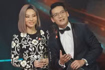 Nhan sắc khác lạ của Thu Minh ở tuổi 46