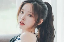 Hot girl Hàn Quốc mang "gương mặt đi mượn" nhờ dao kéo