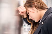 Ba năm chăm sóc mẹ chồng, lúc nguy kịch, bà tiết lộ một bí mật khiến tôi căm hờn 