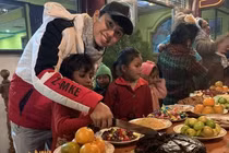 Chân dung chàng trai nấu 300 suất cơm từ thiện mỗi ngày