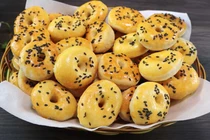 Cách làm bánh khoai tây vị phô mai ai cũng mê 