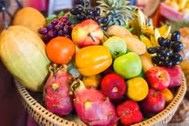 “Trung thu cúng sáu quả, phú quý, phúc lộc vào nhà”