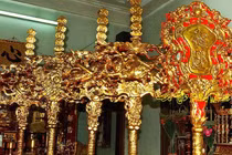 Ý nghĩa tấm biển “hồi tị”, “tĩnh túc” trong đền thờ những vị quan