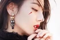 4 nốt ruồi trên mặt giúp bạn ấn tượng và duyên dáng