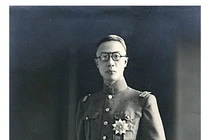 Vì sao vua Phổ Nghi không được chôn cất ở lăng mộ xa hoa? 