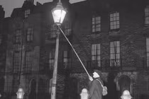 Giật mình những nghề hot từng thịnh hành hàng trăm năm trước