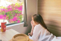 Du khách thích du lịch bằng tàu hỏa vì được ngắm cảnh