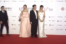 Trấn Thành 'ngó lơ, không muốn đứng cạnh' hoa hậu Thùy Tiên gây tranh cãi