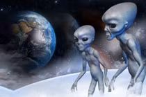 Người ngoài hành tinh "lén lút" nhìn Trái Đất từ các thiên thể gần?