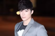 Nathan Lee chửi quản lý Ngọc Trinh: "Ngu dốt và đần độn"