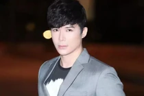 Nathan Lee chửi quản lý Ngọc Trinh: "Ngu dốt và đần độn"