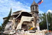 Kinh hoàng trận động đất tương đương 32 quả bom nguyên tử