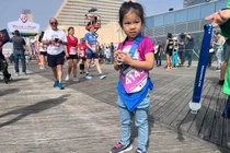 Ái nữ 4 tuổi nhà Thanh Thảo xách túi tiền tỷ đi sự kiện