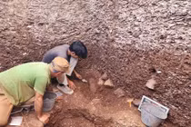 Phát hiện 9 bộ di cốt an táng theo tư thế bó gối ở Nghệ An 