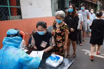 Bản tin COVID-19 sáng 3/7: Thêm 239 ca nhiễm mới 