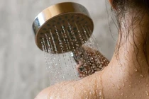 Tắm mùa lạnh mà làm việc này, coi chừng nguy hại sức khỏe 