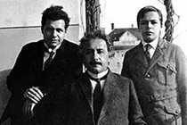 Einstein là thiên tài nhưng 2 con bị tâm thần, lý do là vì...