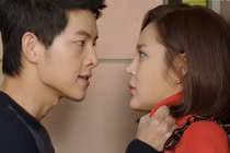 Choáng váng khi nghe được cuộc nói chuyện của vợ với mẹ cô ấy 