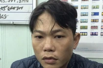 "Dân chơi" bị tóm gọn khi chưa kịp bán "đá"