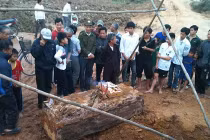 Xôn xao mộ cổ lạ ở Hà Nội